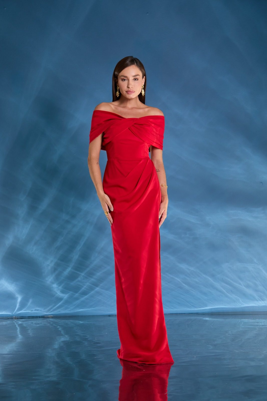 VESTIDO LONGO OMBRO A OMBRO CREPE ESTRUTURADO - 40% OFF