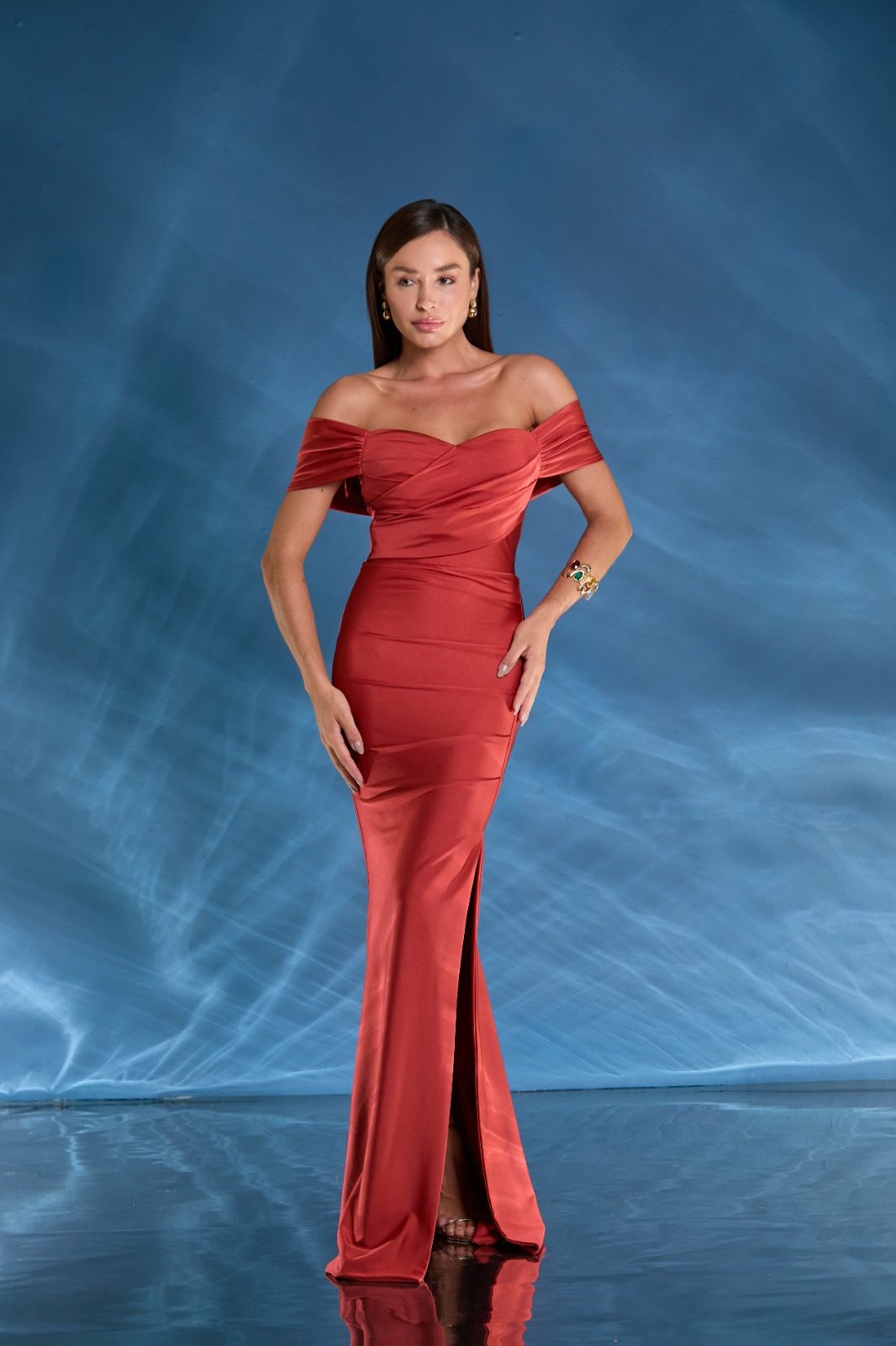 VESTIDO LONGO OMBRO A OMBRO PREGAS - 40% OFF